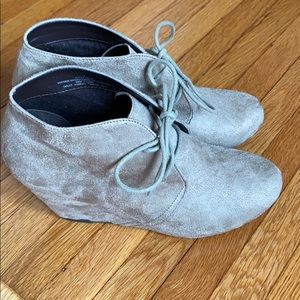 Mossimo Suede lace-up Ankle Booties